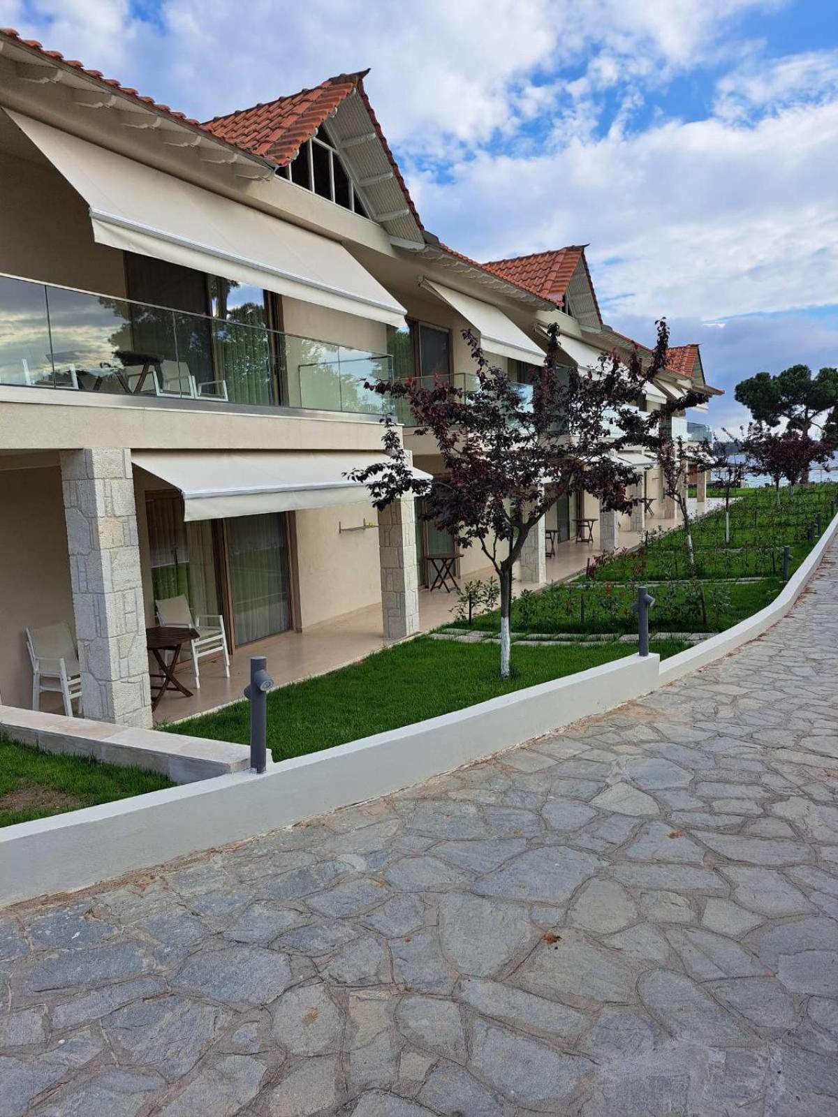 Haus Platanos Apartments & Bungalows By The Sea Vourvourou Exteriér fotografie